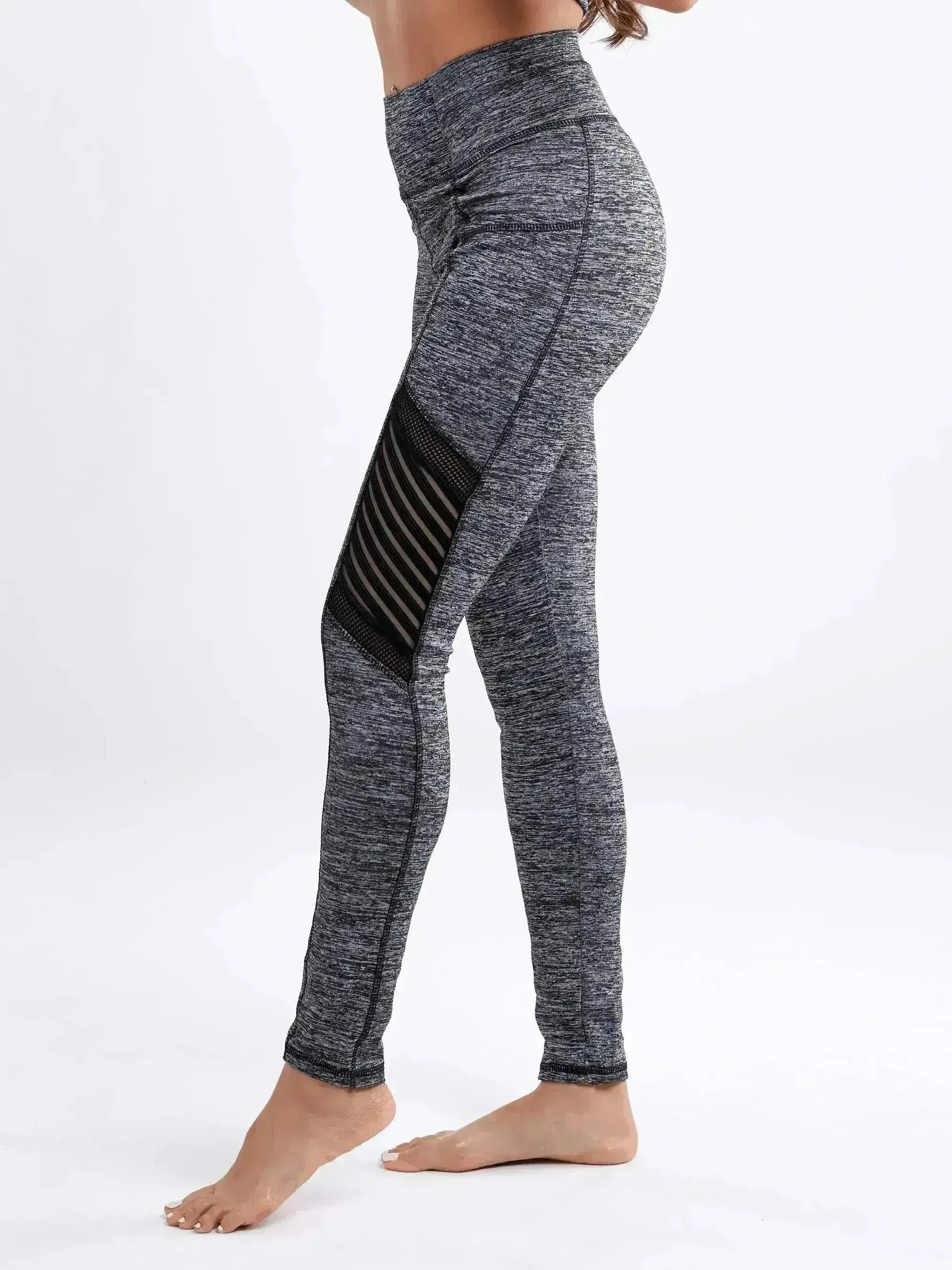 Women's High-Waisted Pilates Leggings with Side Pockets & Mesh Panels
