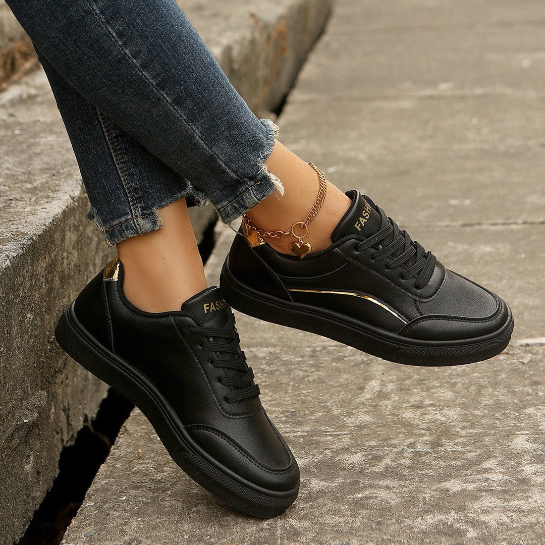 Women's Lace-Up Platform Sneakers | Round Toe Thick Sole Casual Flats