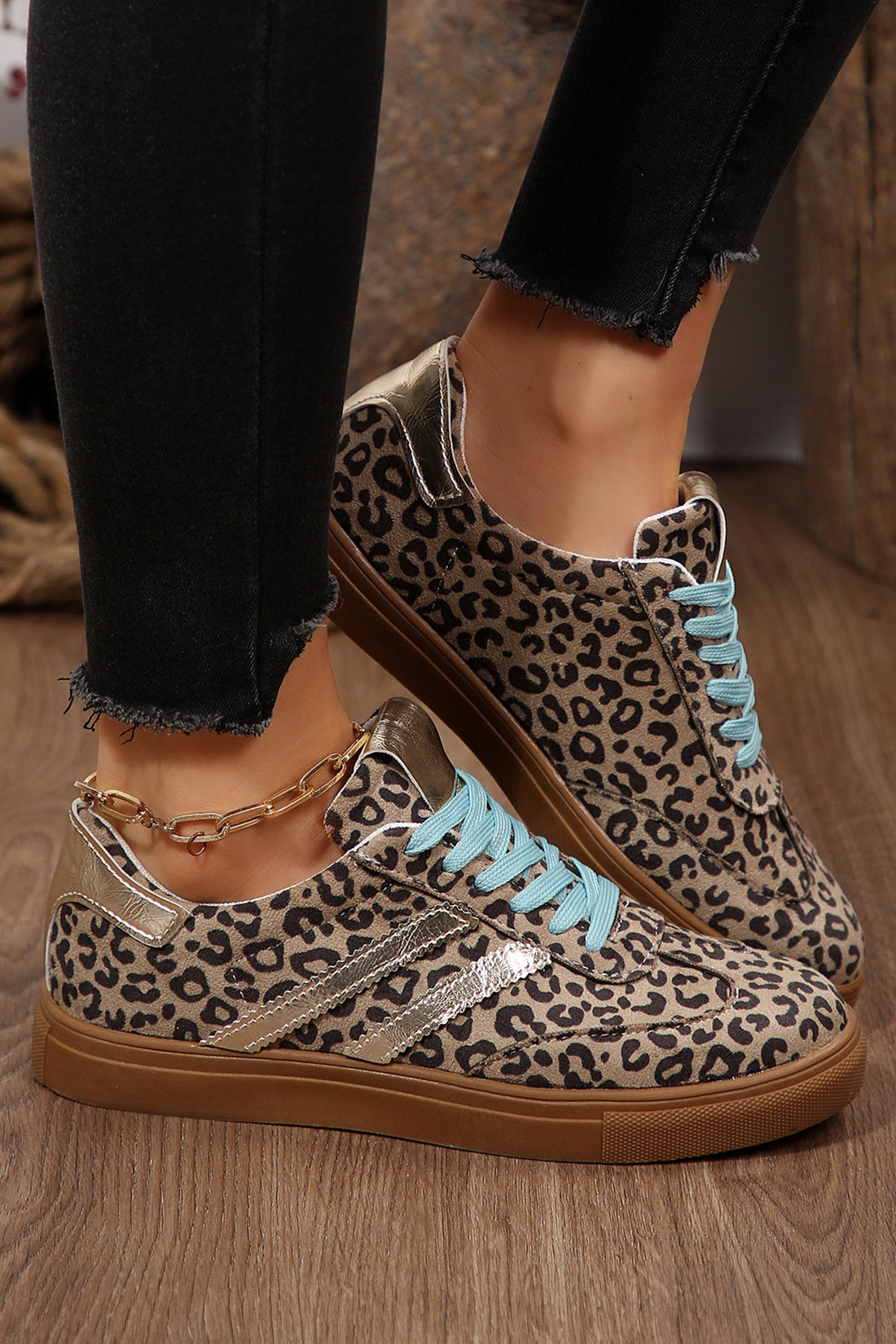 Women's Harmony Detail Lace Up Sneakers