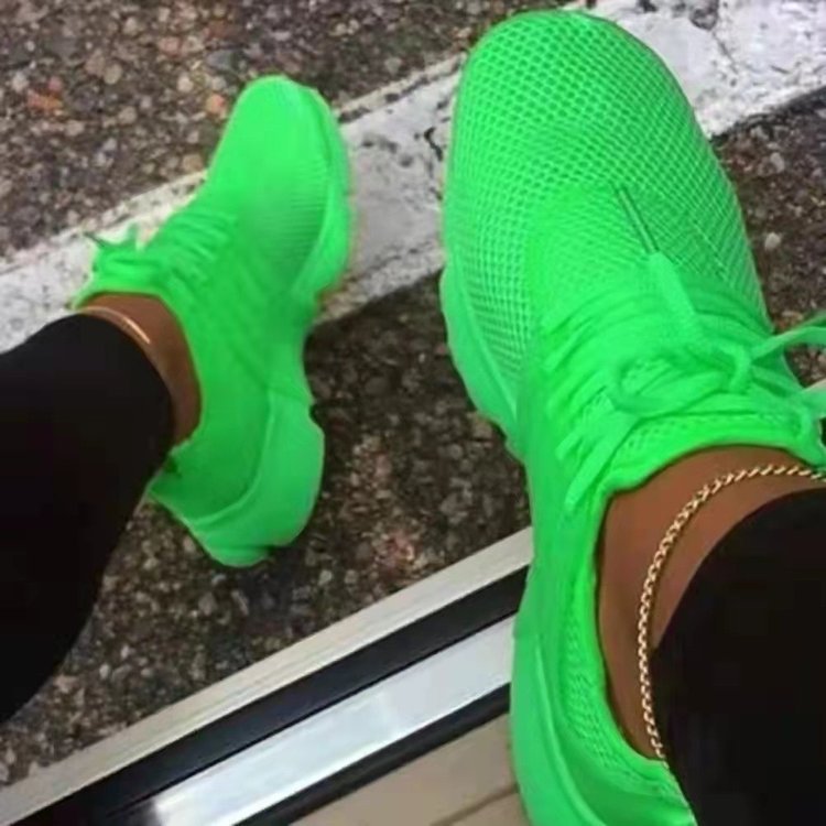 Women's Thick-Soled Fly-Woven Mesh Breathable Sneakers