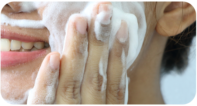 SKIN GLOW: Skin Brightening Turmeric Facial Foaming Face Care Solution
