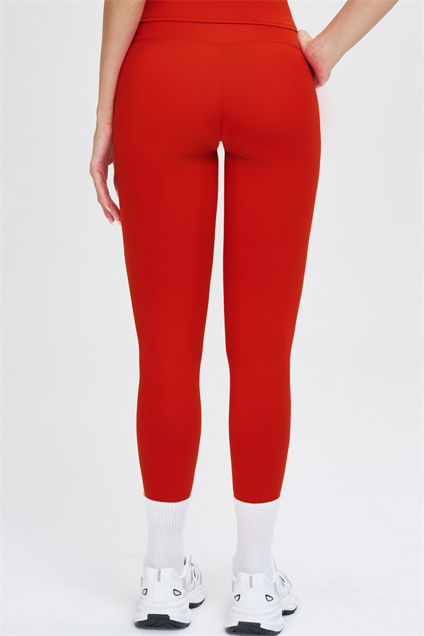 Women's The Stride Crop Top Isabella Leggings 2-Piece Set