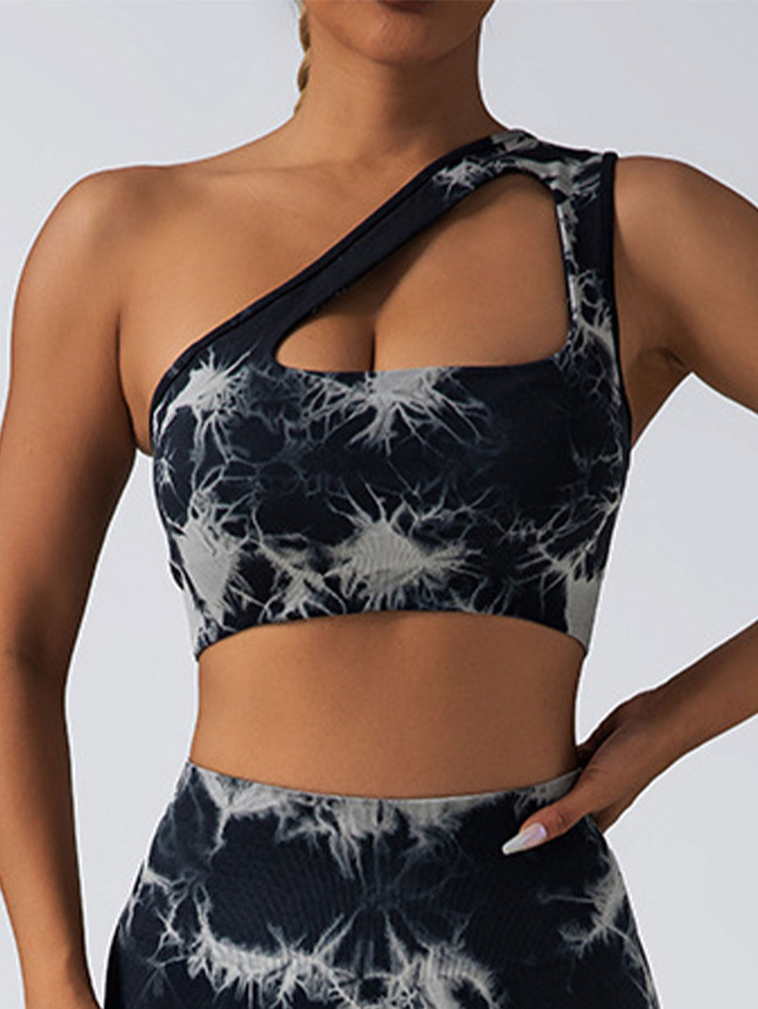 Women's Seamless One-Shoulder Bra & High Waisted Yoga Scrunch Leggings Set -