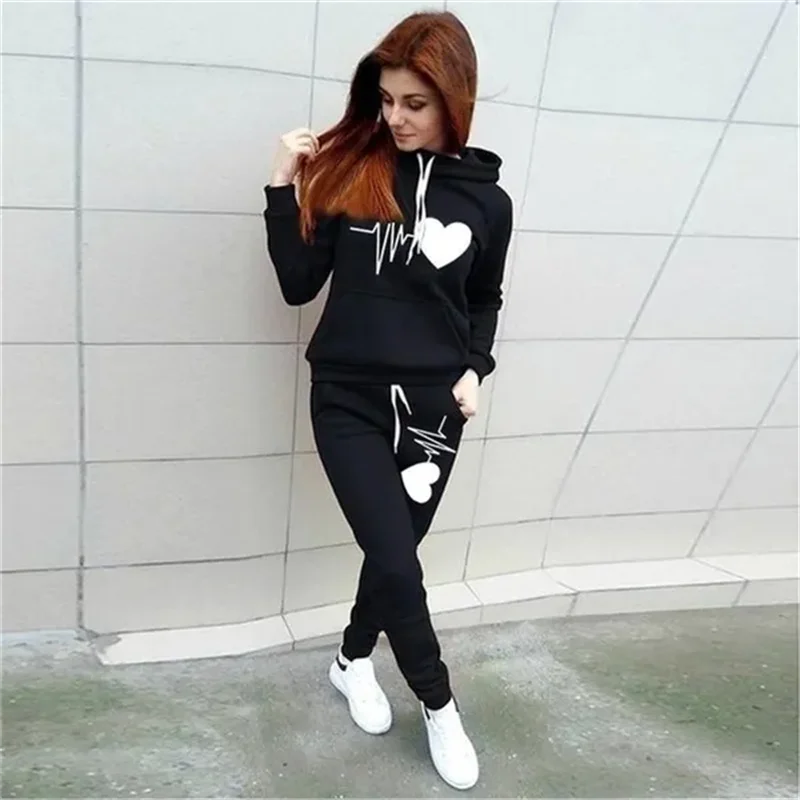 Women's Heart Print Plus Size Hoodie & Sweatpants Set