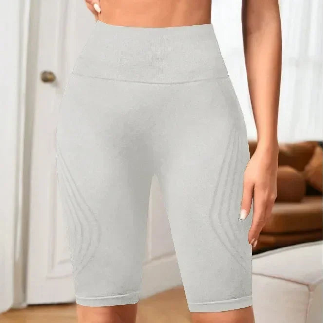 Women‘s Seamless Yoga Shorts High Waisted Striped Slim Shorts Sexy Butt Lifting Gym Training High Elastic Five Point Pants