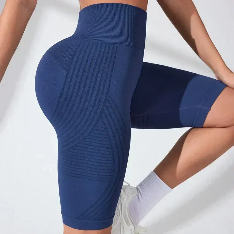 Women‘s Seamless Yoga Shorts High Waisted Striped Slim Shorts Sexy Butt Lifting Gym Training High Elastic Five Point Pants