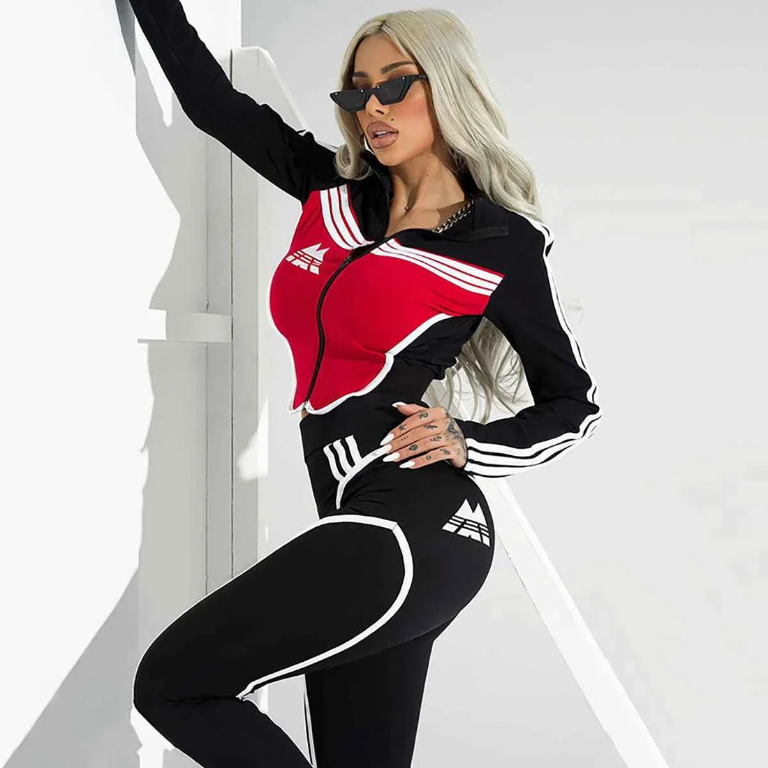 Women's Striped Color Block Yoga Set with Zipper Top