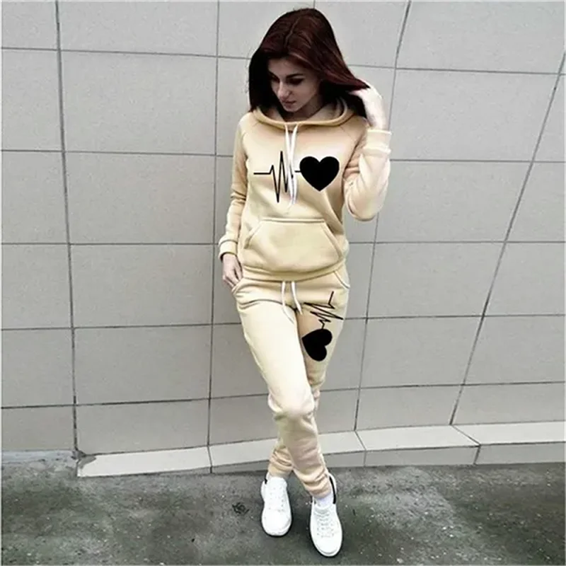 Women's Heart Print Plus Size Hoodie & Sweatpants Set