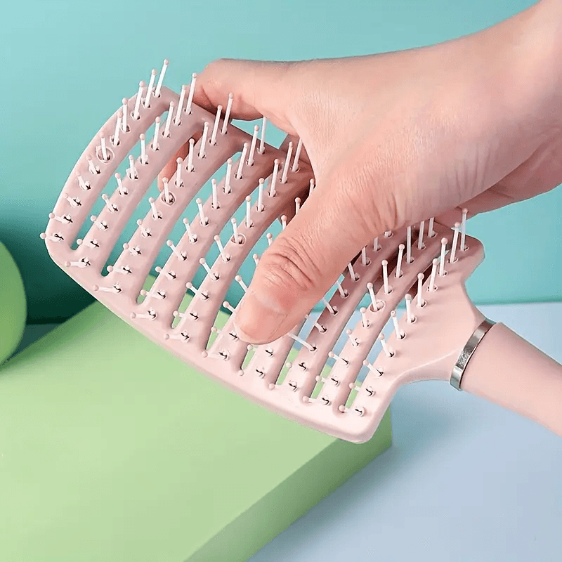 Women's Curly Hair Comb – Heat & Moisture Resistant Scalp Massage & Styling Tool