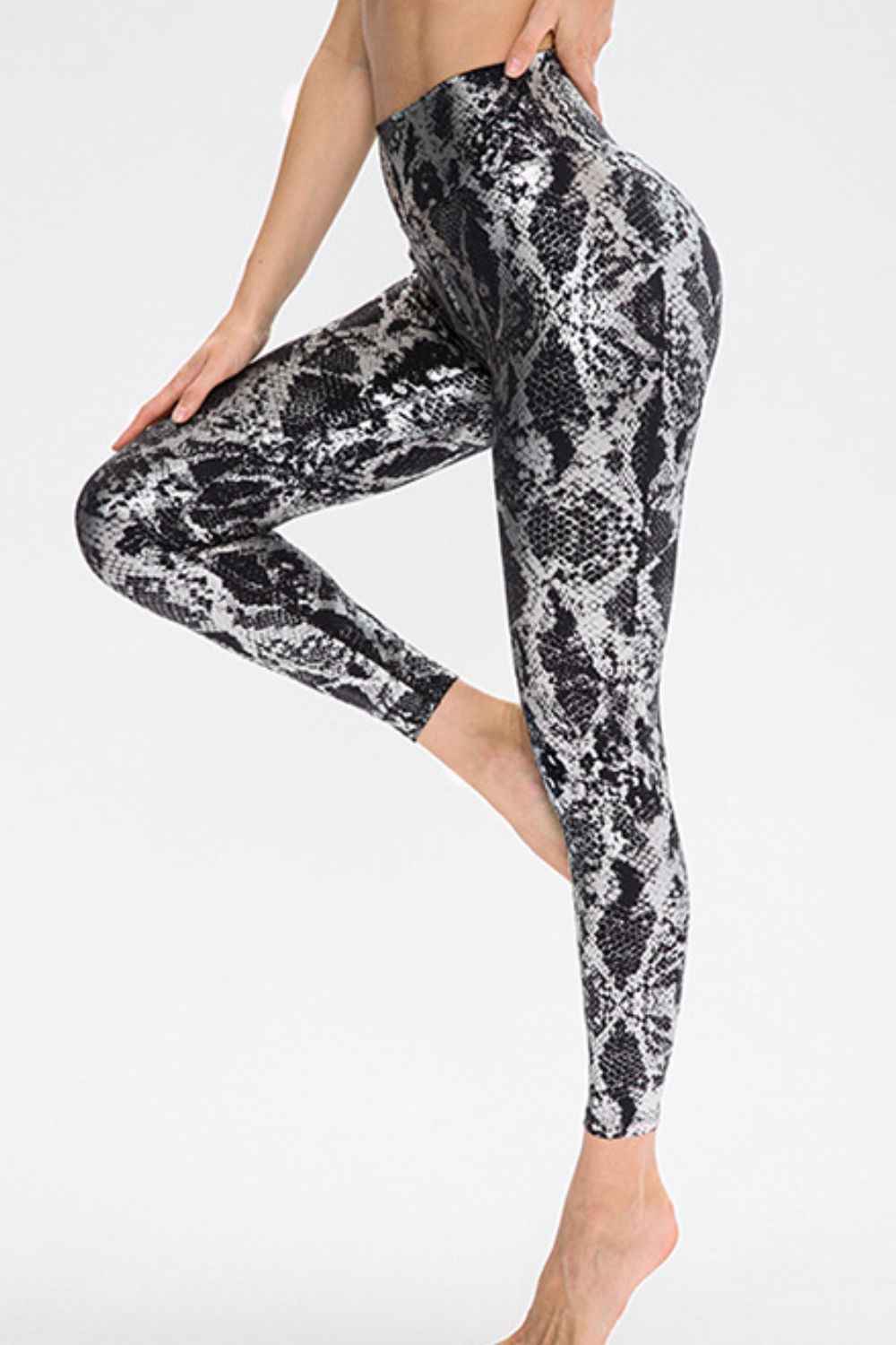 Women's Slim Fit Animal Print Sports Leggings