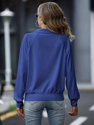Women's Simple White Zip Up Collared Neck Raglan Sleeve Jacket