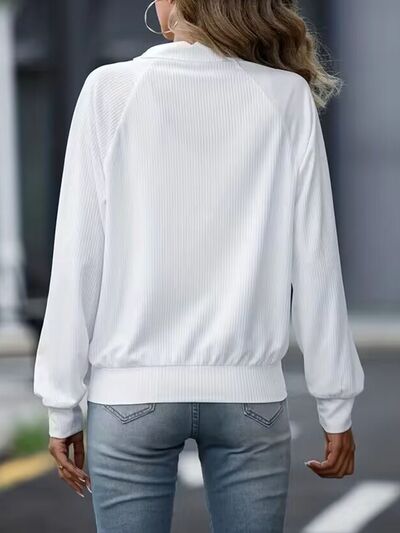 Women's Simple White Zip Up Collared Neck Raglan Sleeve Jacket