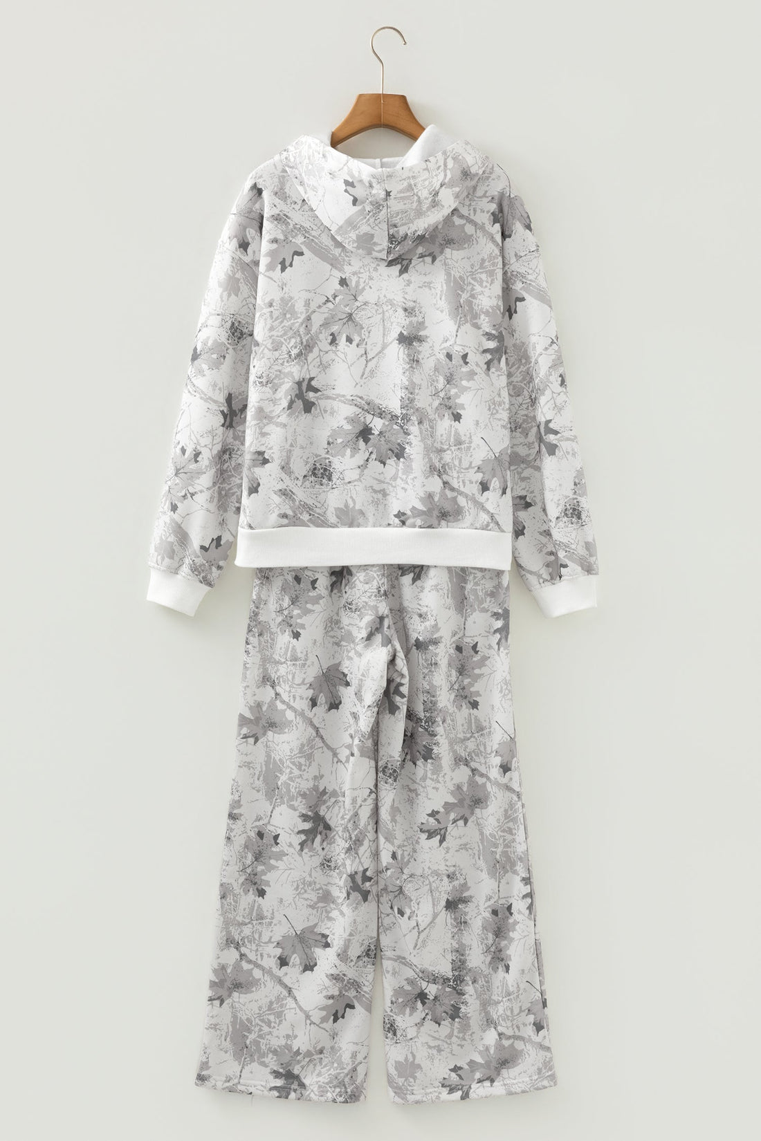 Woodland Women's Camo Hoodie and Sweatpants Set