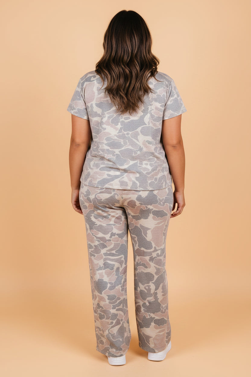 Women's Plus Size Camo Top & Wide Leg Pants Set