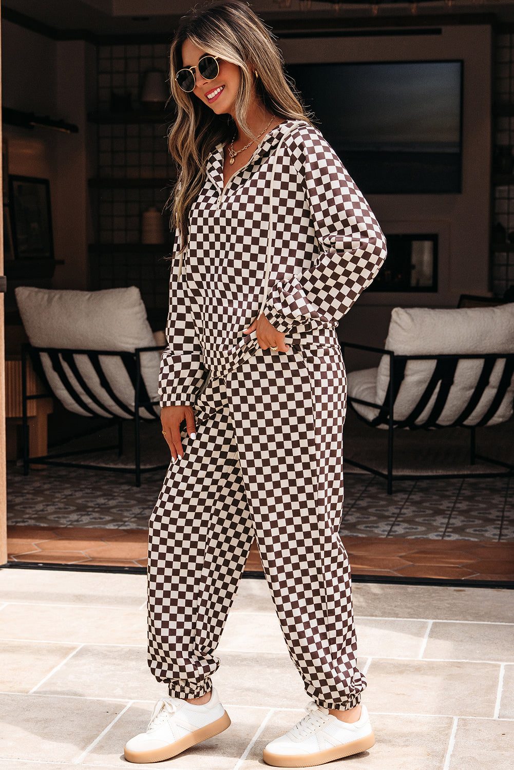 Women's Black Athleisure Checkered 2pcs Pants Set