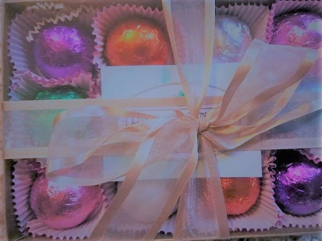 Gift Set with 12 Luxury Bath Bombs Best Sellers