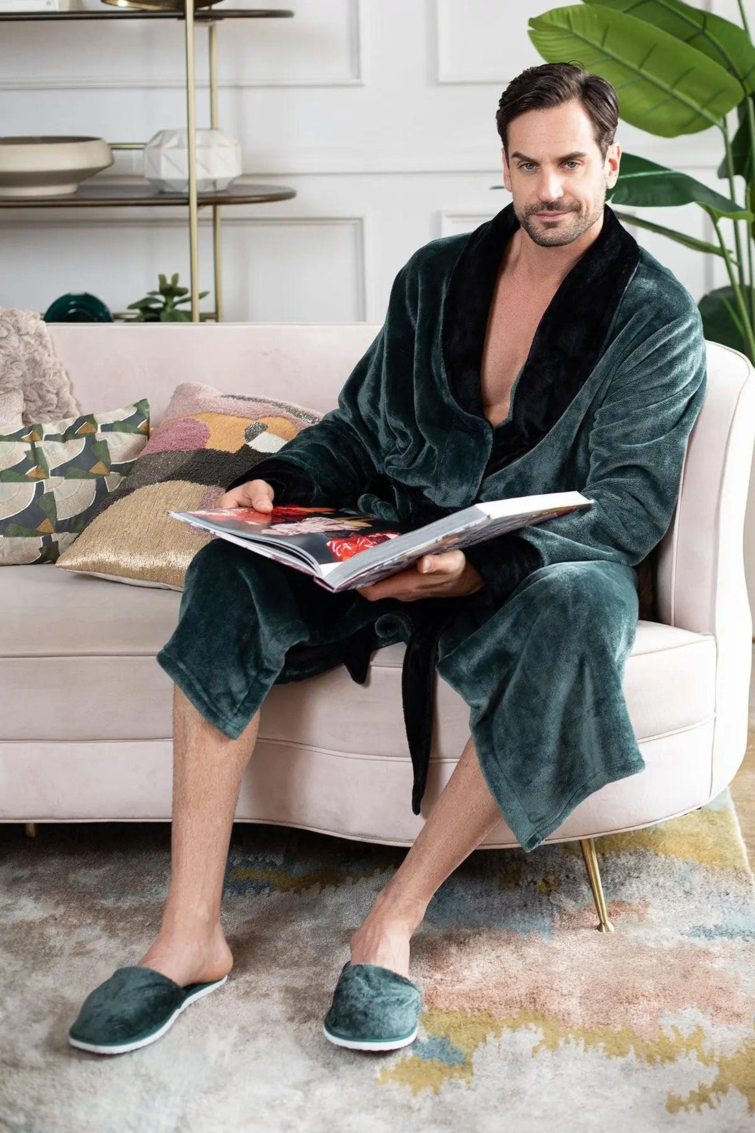 Men'sCozy Plush Robes – Built for Comfort, Designed to Last