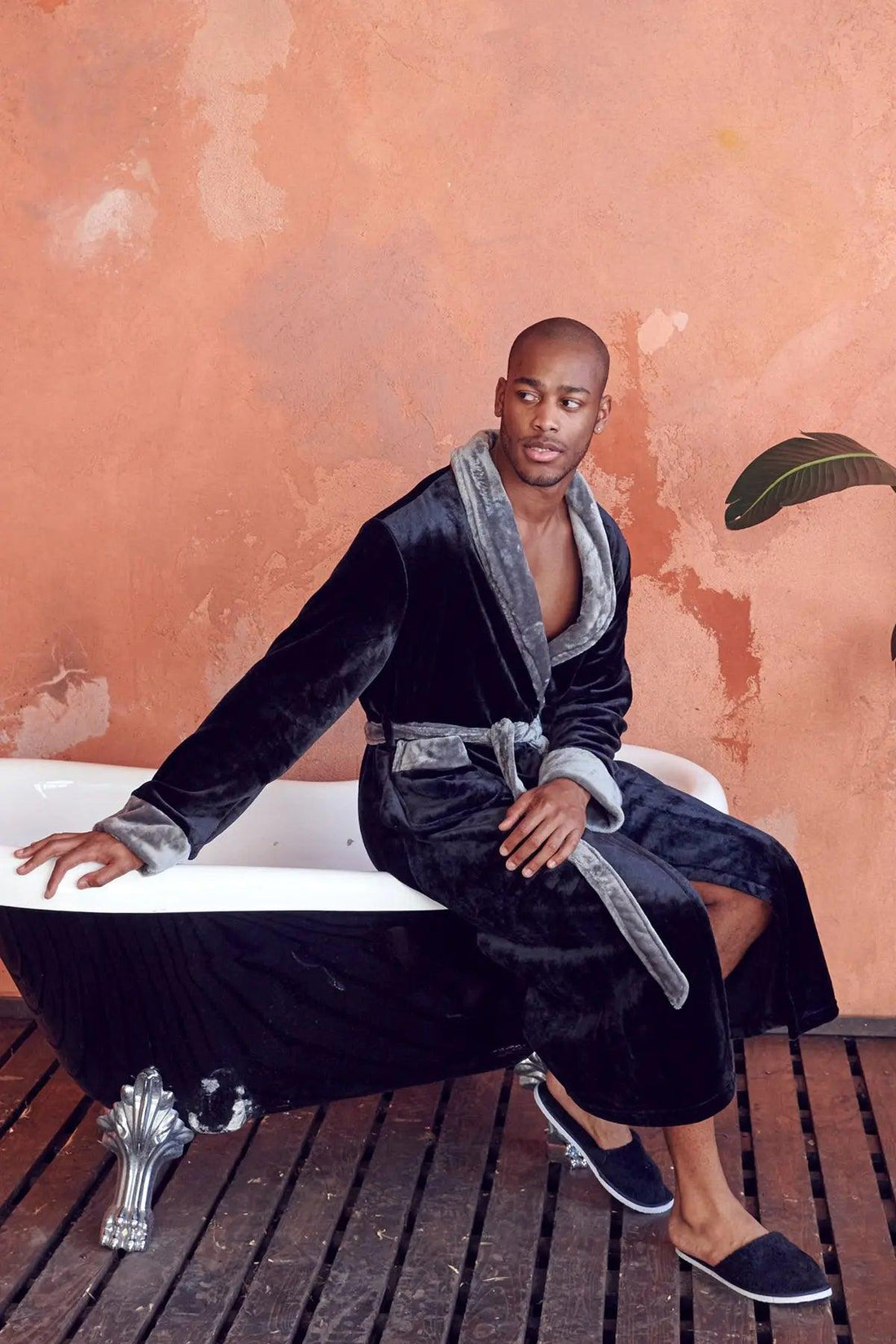 Men'sCozy Plush Robes – Built for Comfort, Designed to Last