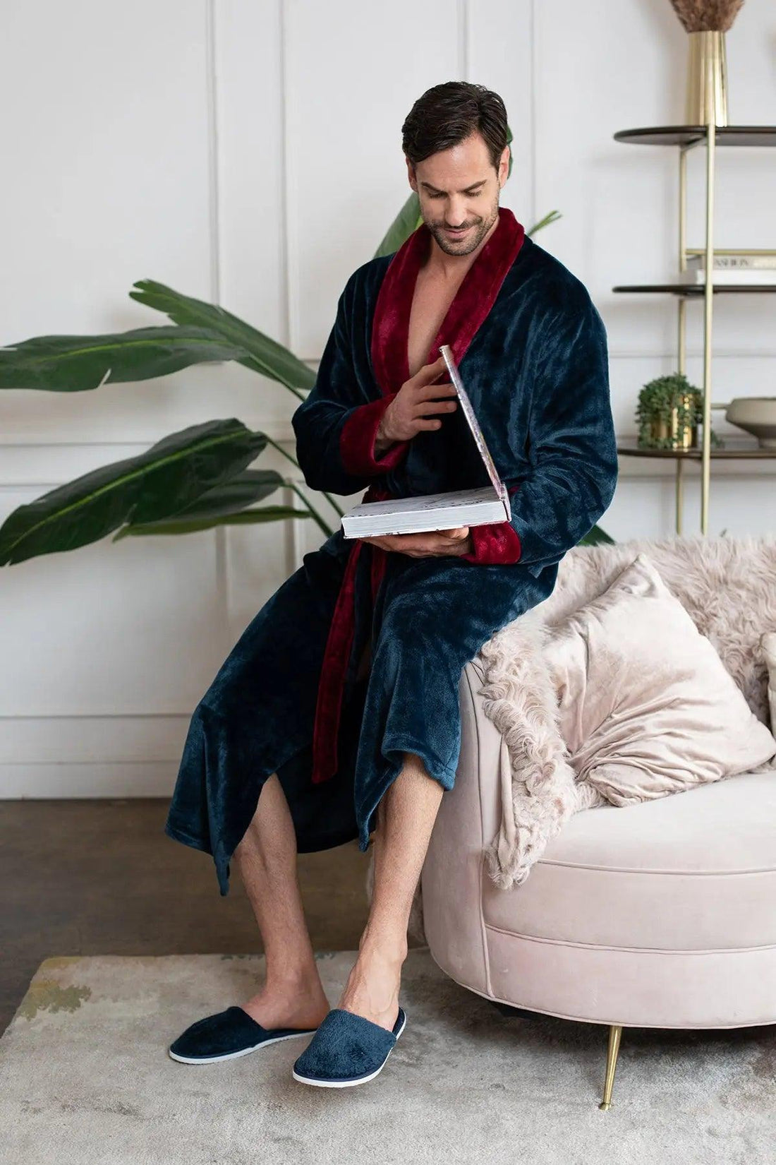 Men'sCozy Plush Robes – Built for Comfort, Designed to Last