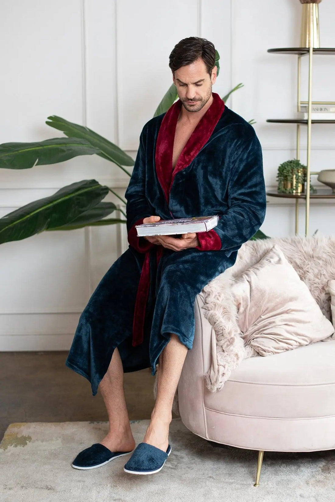 Men'sCozy Plush Robes – Built for Comfort, Designed to Last